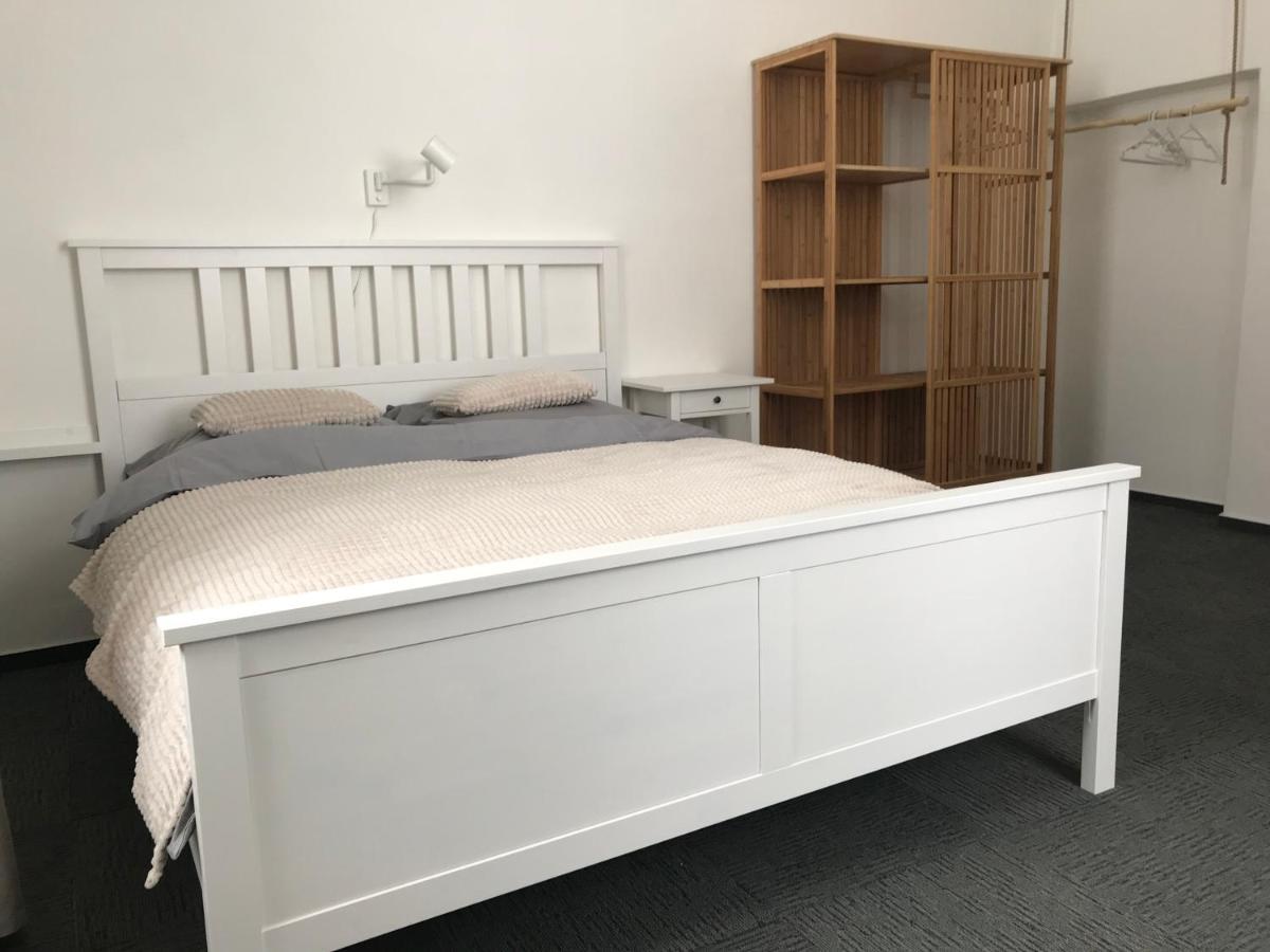 Stara Skola Hedec Aparthotel Kraliky Ngoại thất bức ảnh